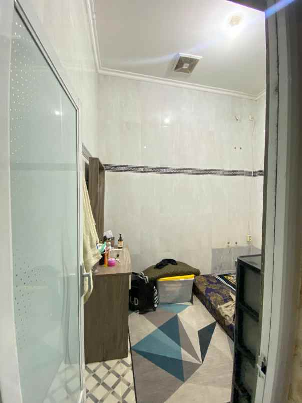 dijual rumah diover kredit rumah di