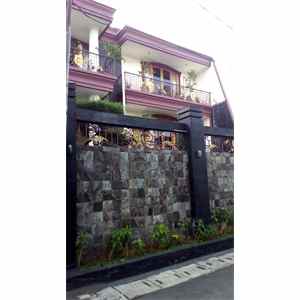 dijual rumah duren sawit pondok kelapa