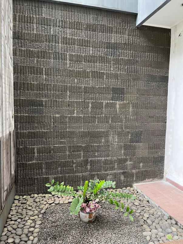 dijual rumah duren tiga