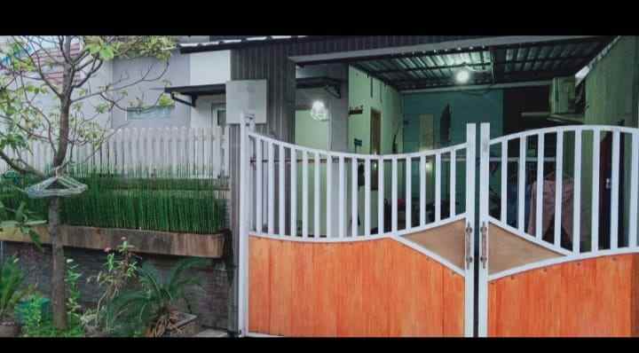 dijual rumah full renov di krian sidoarjo