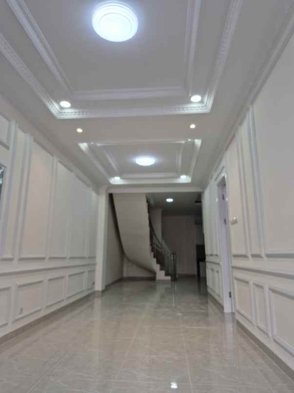 dijual rumah gading pandawa kelapa gading