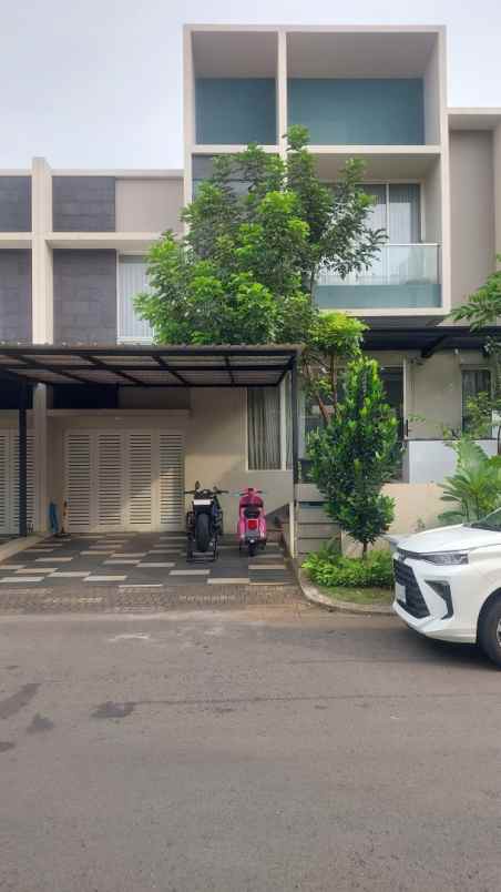dijual rumah gading serpong cluster