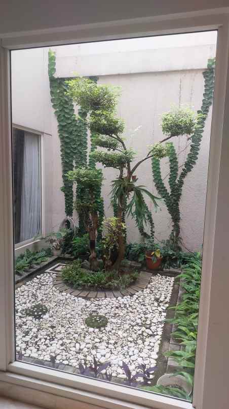 dijual rumah gading serpong cluster