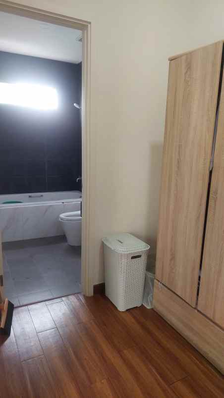 dijual rumah gading serpong cluster