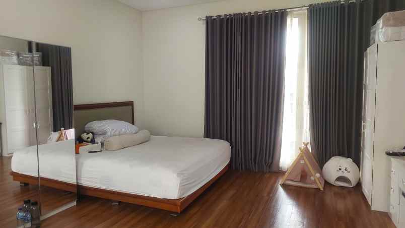 dijual rumah gading serpong cluster