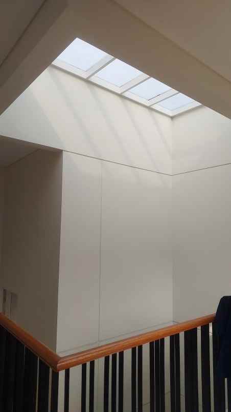 dijual rumah gading serpong cluster