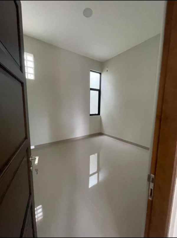 dijual rumah ganjuran