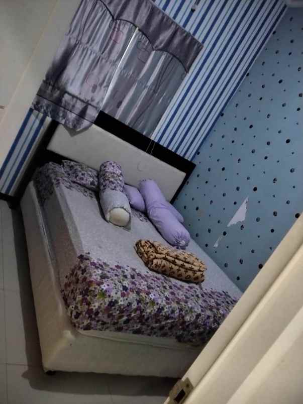 dijual rumah gayung kebonsari injoko