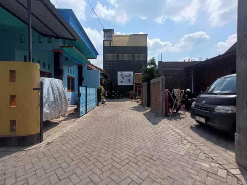 dijual rumah gedongkiwo