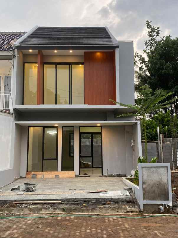 dijual rumah gemuk ungaran barat