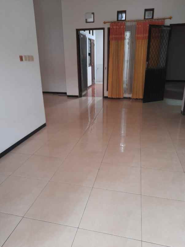 dijual rumah graha sampurna indah