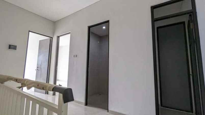 dijual rumah grand island laguna