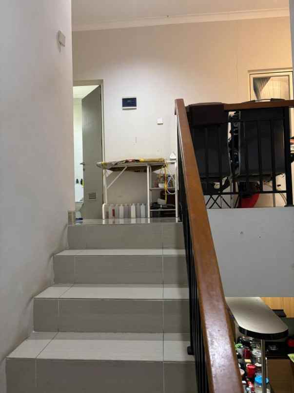 dijual rumah grand wisata bekasi