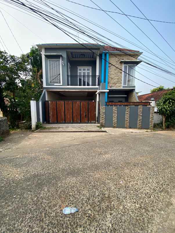 dijual rumah hambalang