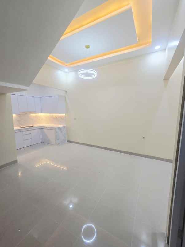 dijual rumah harapan indah