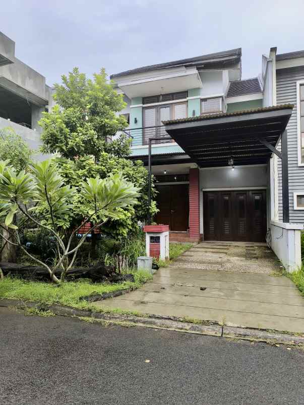 dijual rumah harapan indah