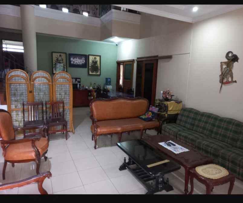dijual rumah hook dan nyaman di gegerkalong