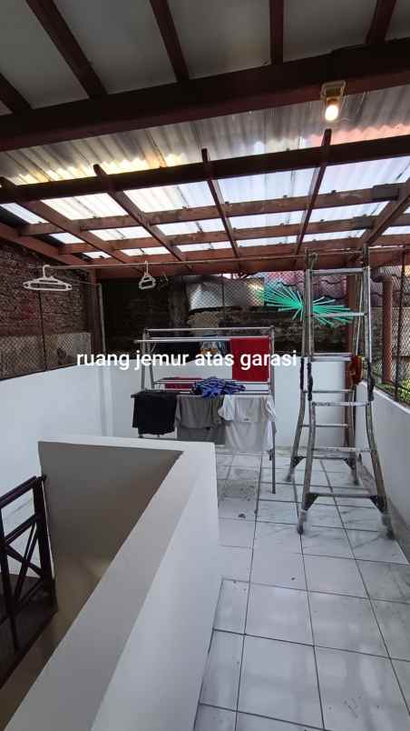 dijual rumah hook gayungsari gayungan surabaya