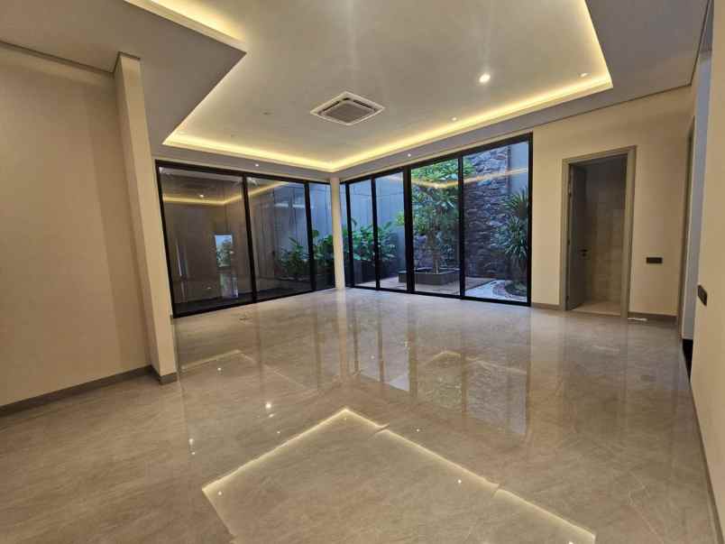 dijual rumah imperial golf pakuwon indah