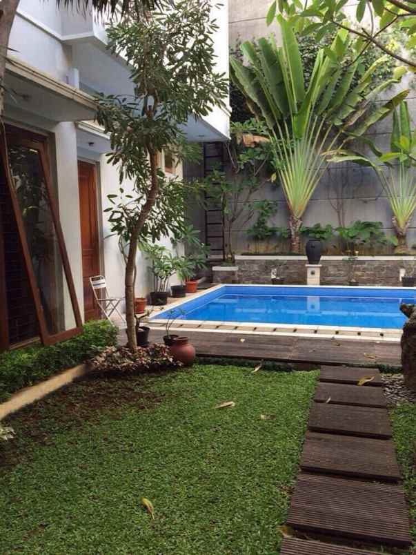 dijual rumah istimewa di menteng jakarta selatan
