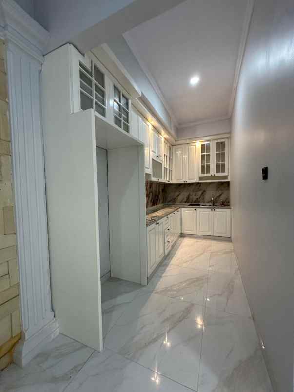 dijual rumah jagakarsa jakarta selatan