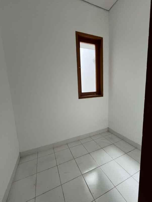 dijual rumah jagakarsa jaksel