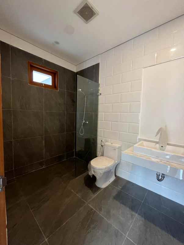 dijual rumah jagakarsa jaksel