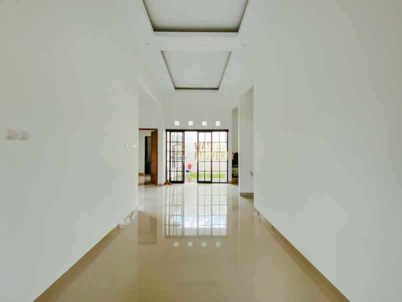 dijual rumah jakal km 13 losari