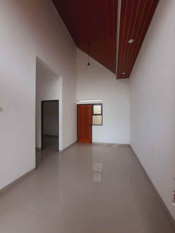 dijual rumah jalan babakan