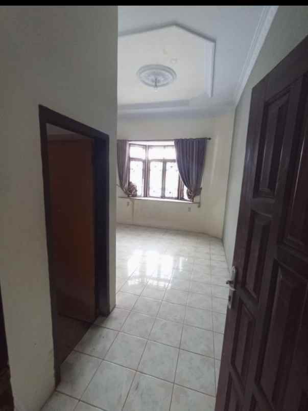 dijual rumah jalan beo indah i sei