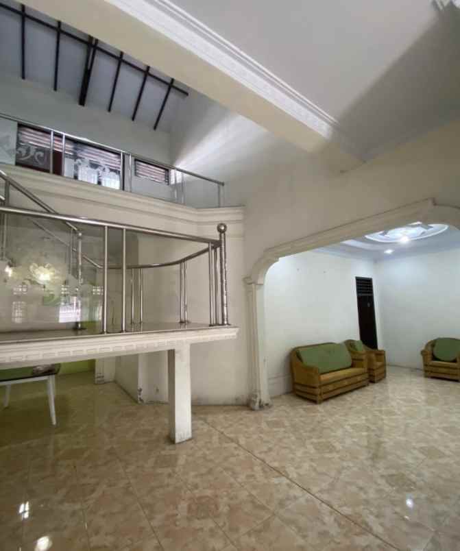 dijual rumah jalan beo indah i sei