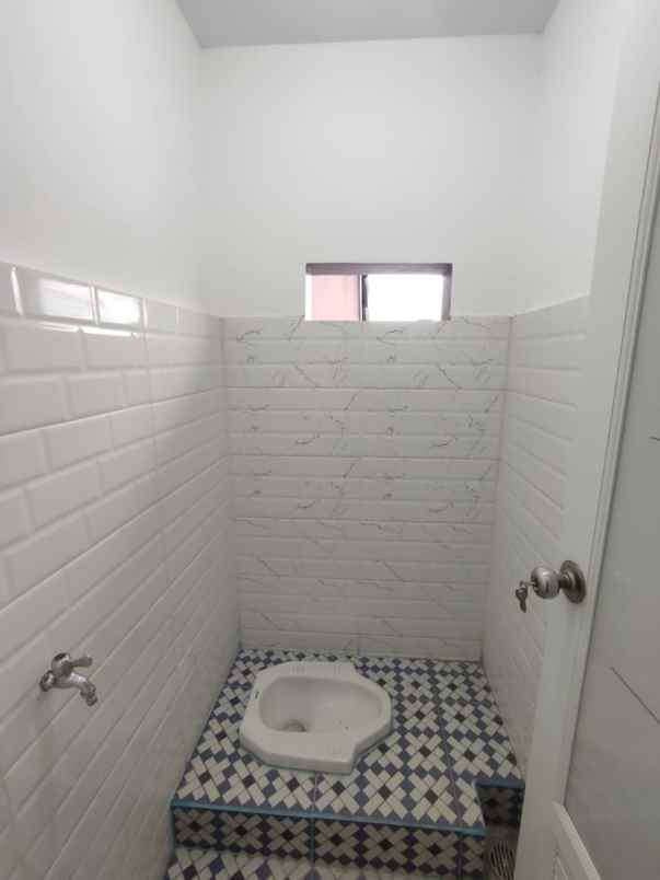 dijual rumah jalan ikan tongkol no 2