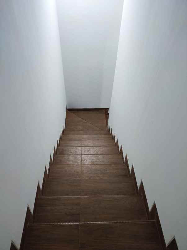 dijual rumah jalan ikan tongkol no 2