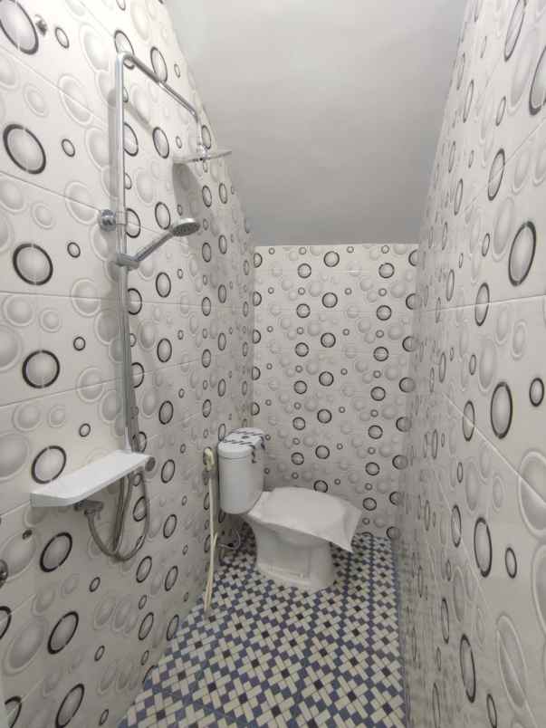 dijual rumah jalan ikan tongkol no 2