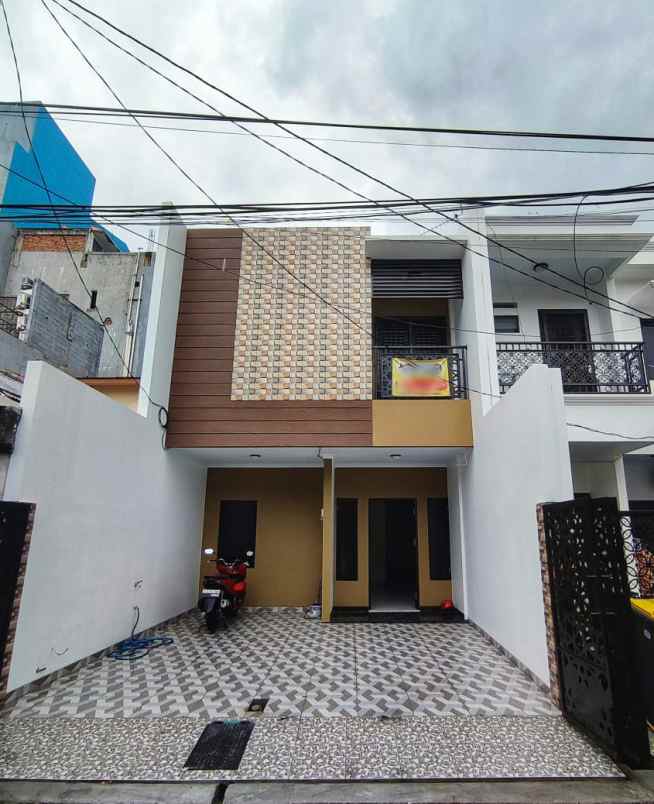 dijual rumah jalan ikan tongkol no 2