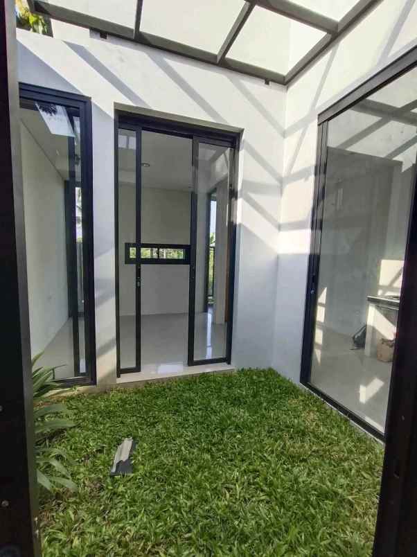 dijual rumah jalan kaliurang km 11