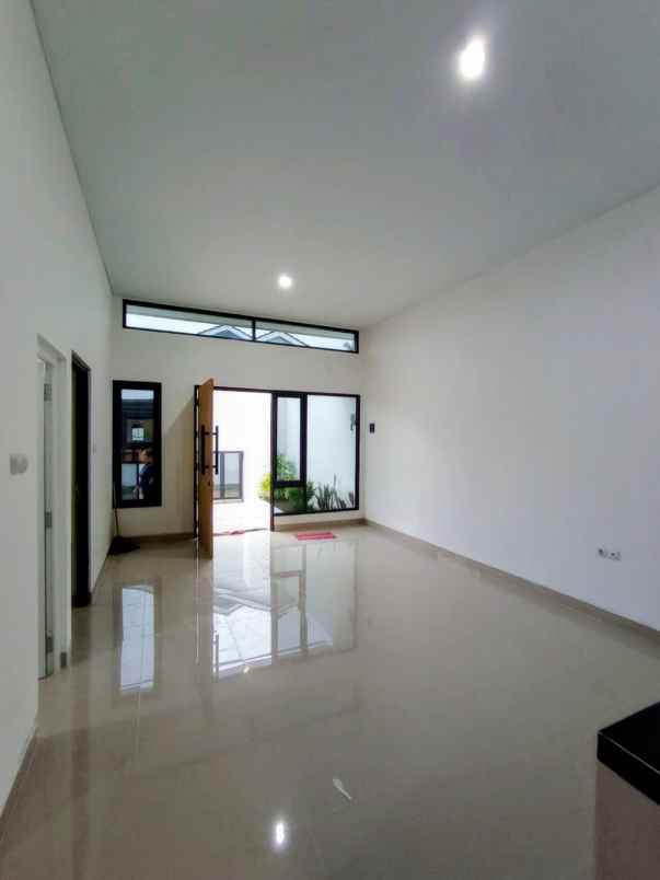 dijual rumah jalan magelang