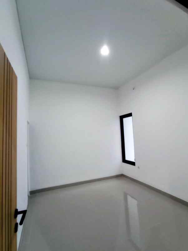 dijual rumah jalan magelang