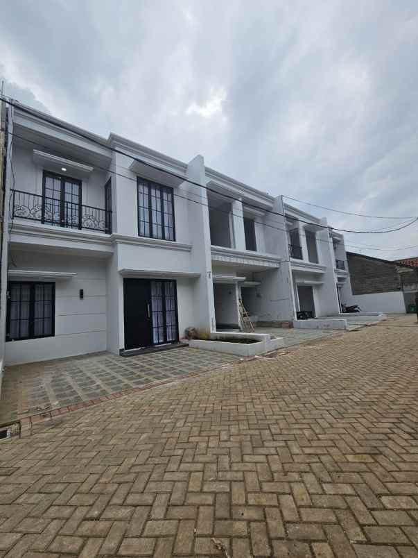 dijual rumah jalan mandor samin
