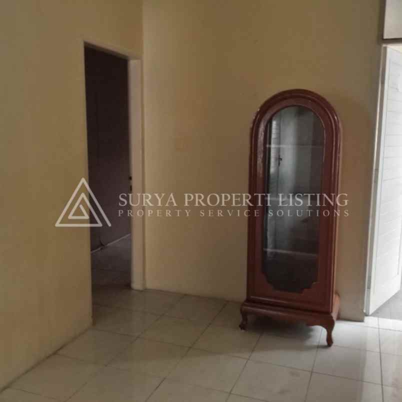 dijual rumah jalan pasar ii komplek