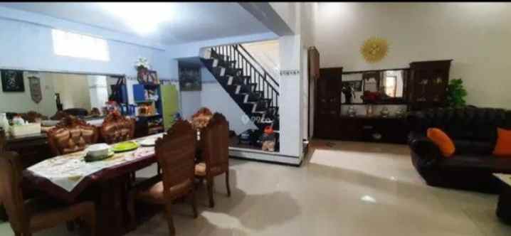 dijual rumah jalan pucangan pasuruan