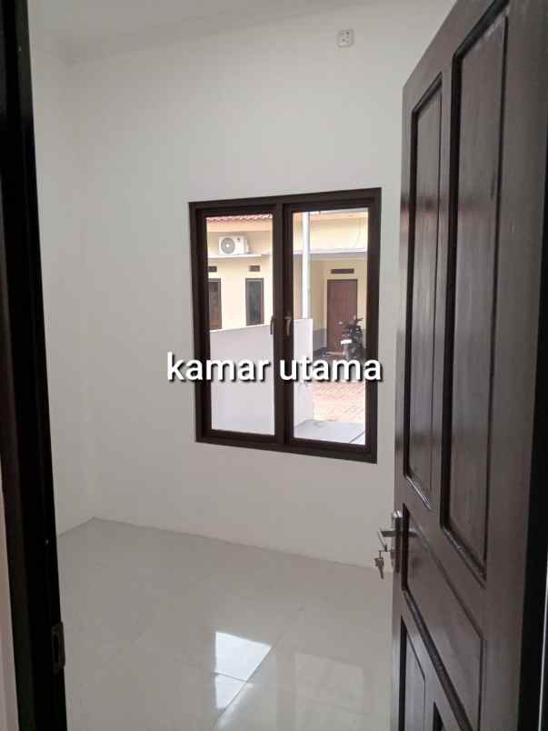 dijual rumah jalan rawa bola