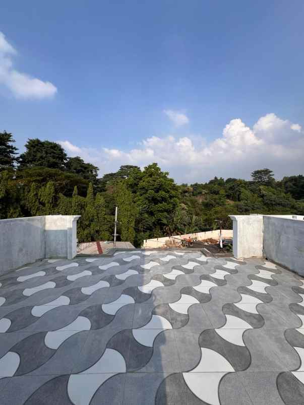 dijual rumah jalan raya jagakarsa