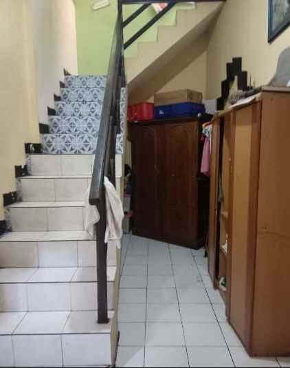 dijual rumah jambangan ketintang surabaya
