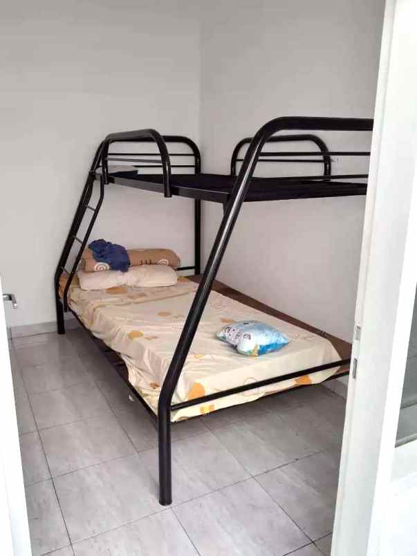 dijual rumah janur kuning residence