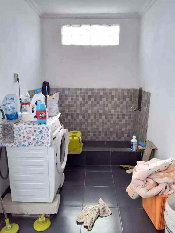 dijual rumah janur kuning residence