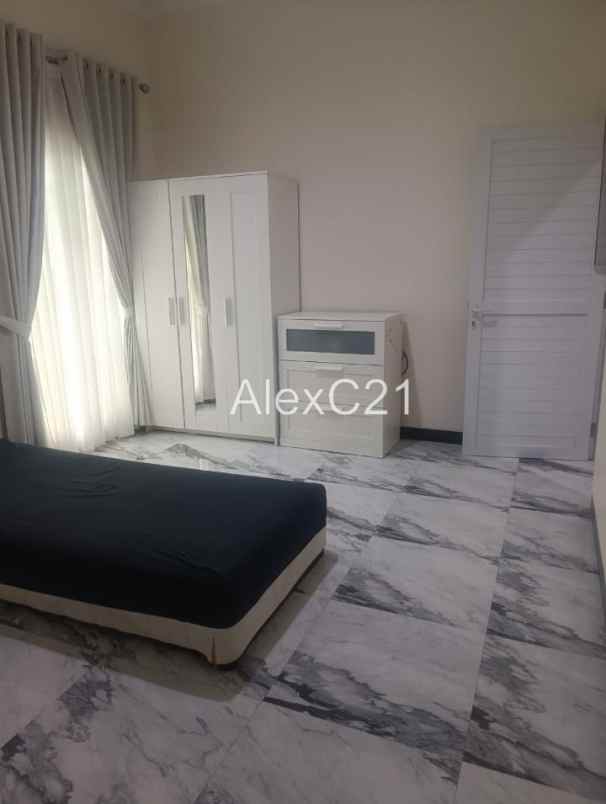 dijual rumah jati