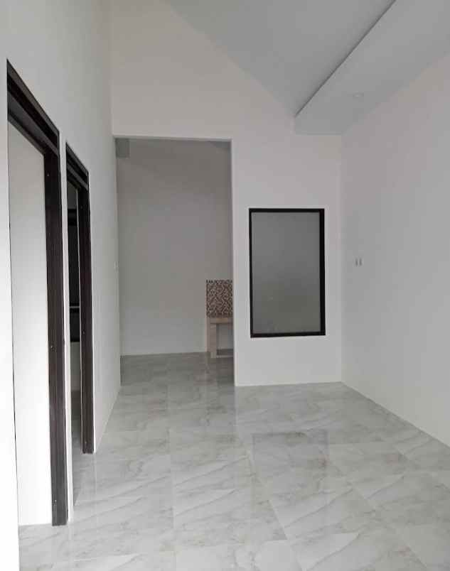 dijual rumah jl bakti kel pedurenan