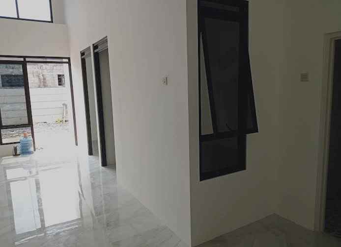 dijual rumah jl bakti kel pedurenan