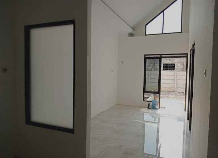 dijual rumah jl bakti kel pedurenan